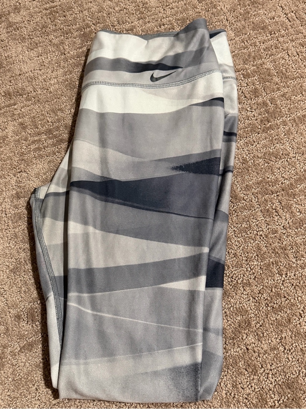 Nike Dri-FIT Gray Abstract Print Leggings – Size L